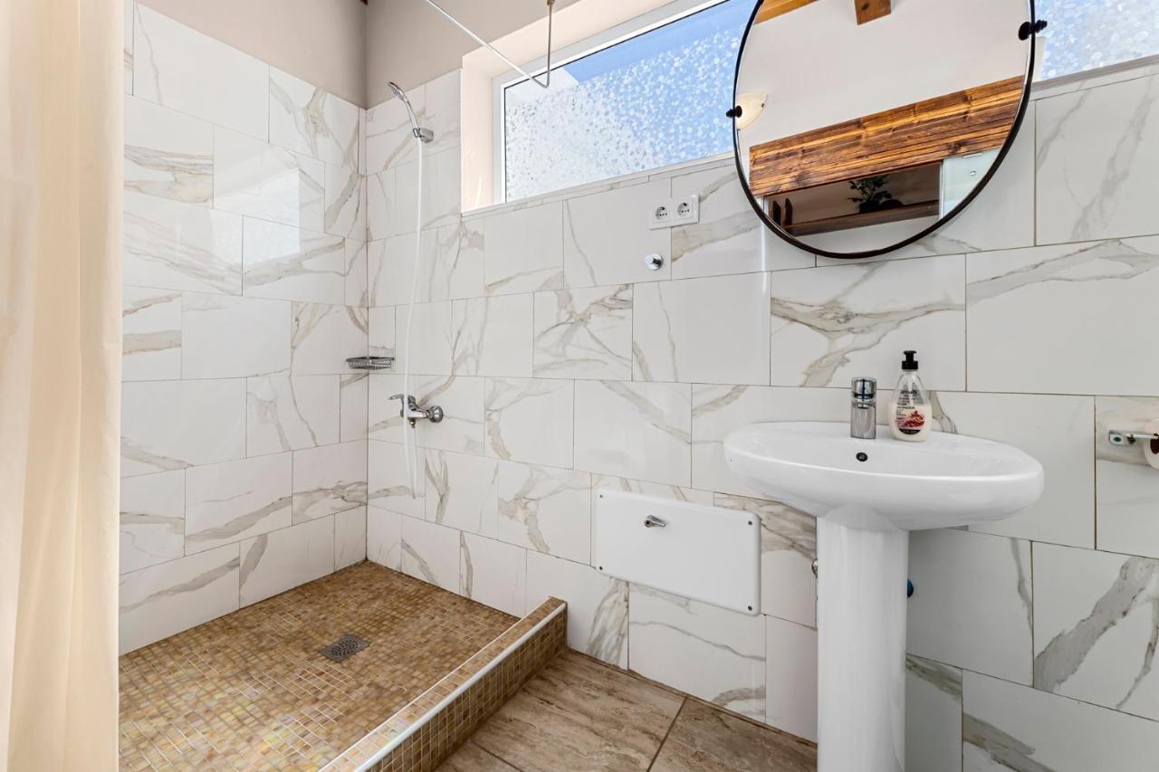 E Ensuite Vacation Apartment Lanzarote Arrecife  Εξωτερικό φωτογραφία